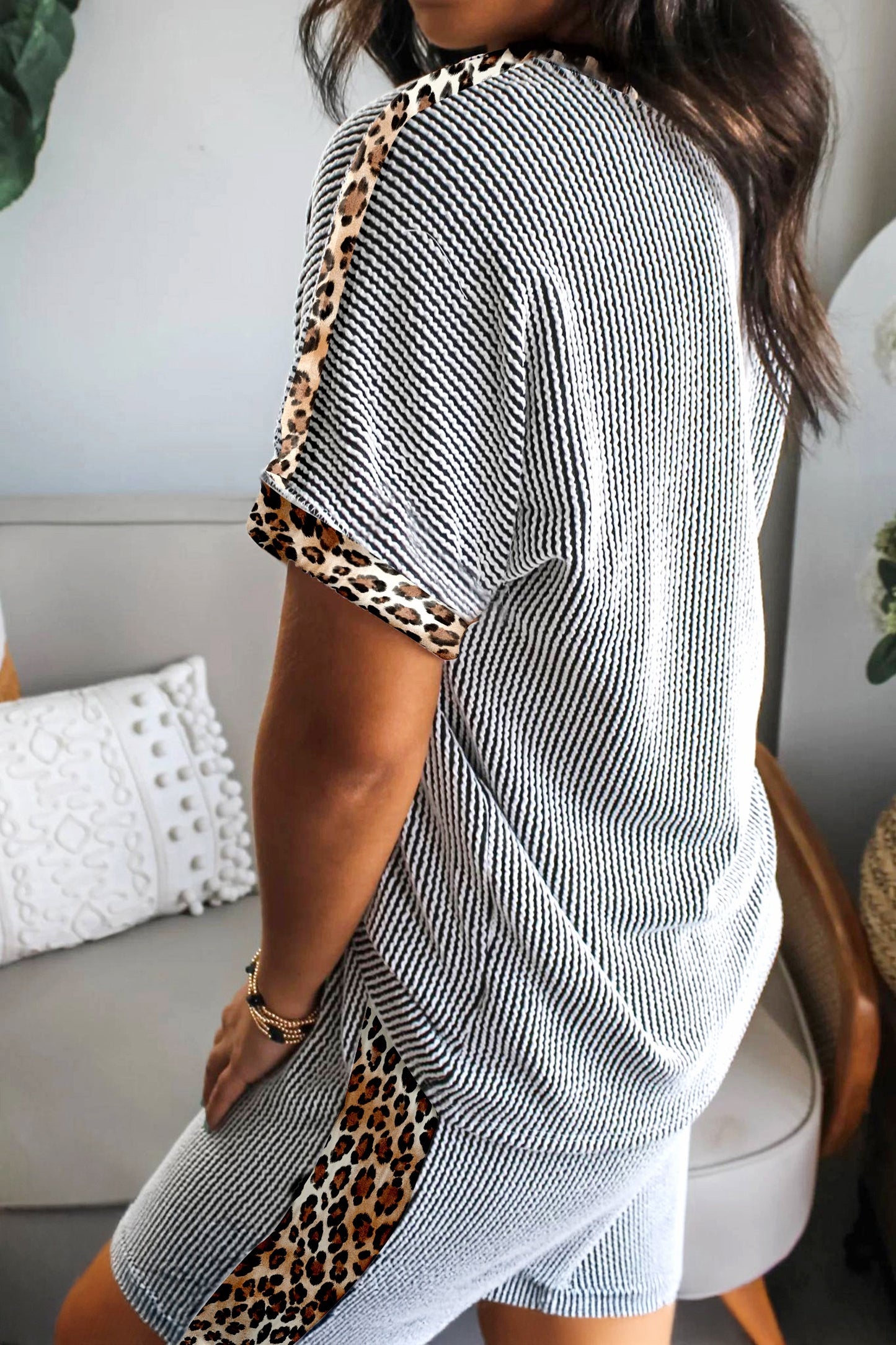 Gray Leopard Set
