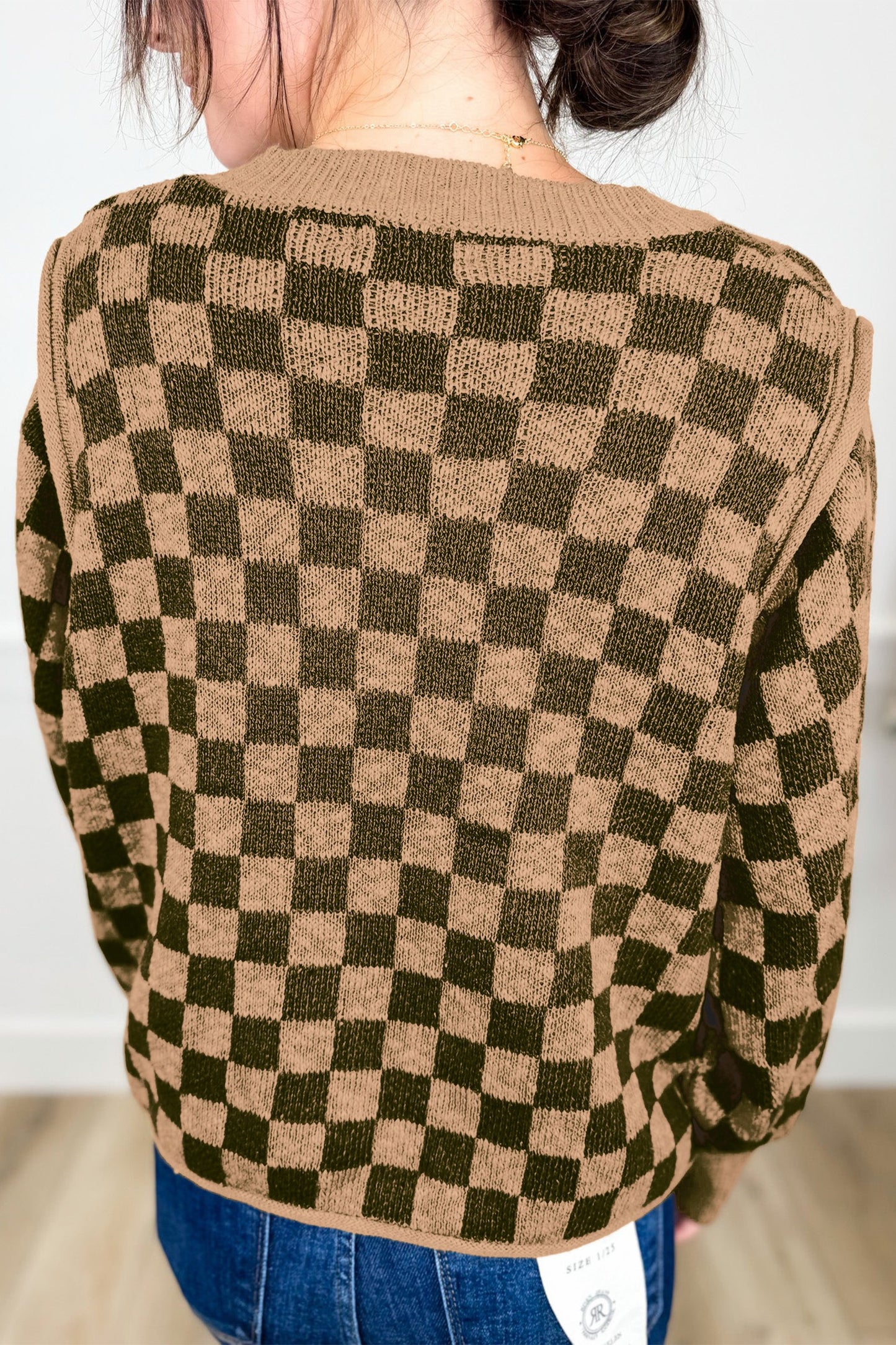 Drop shoulder checkered sweater cropped
