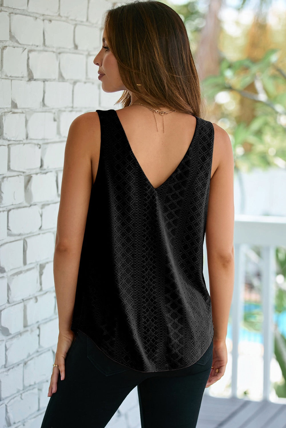 Eyelet Tank