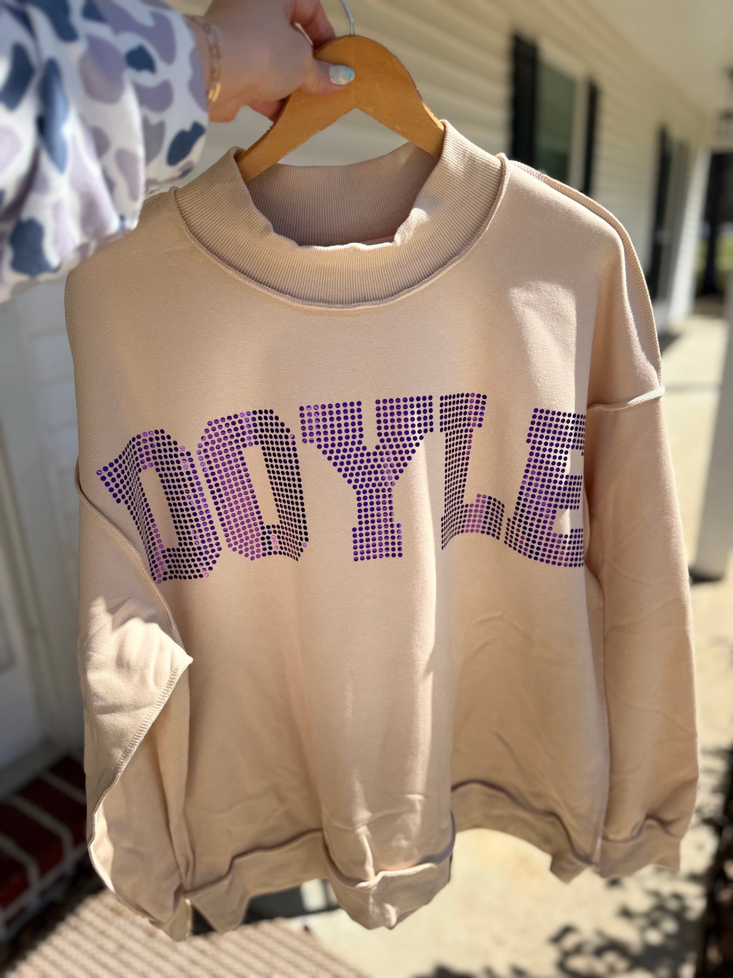 Doyle reversible, bling sweatshirt