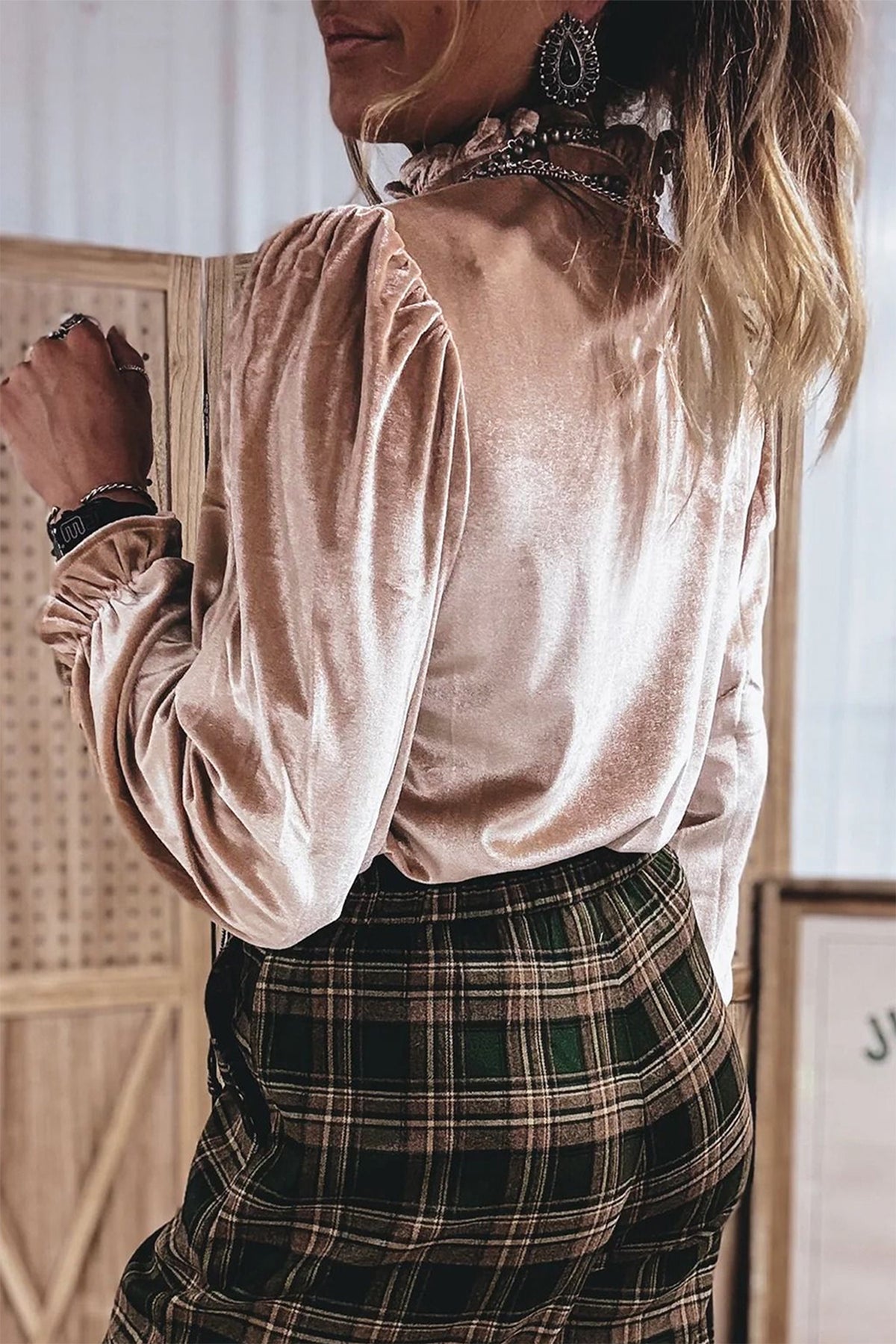 Champagne longsleeve velvet top