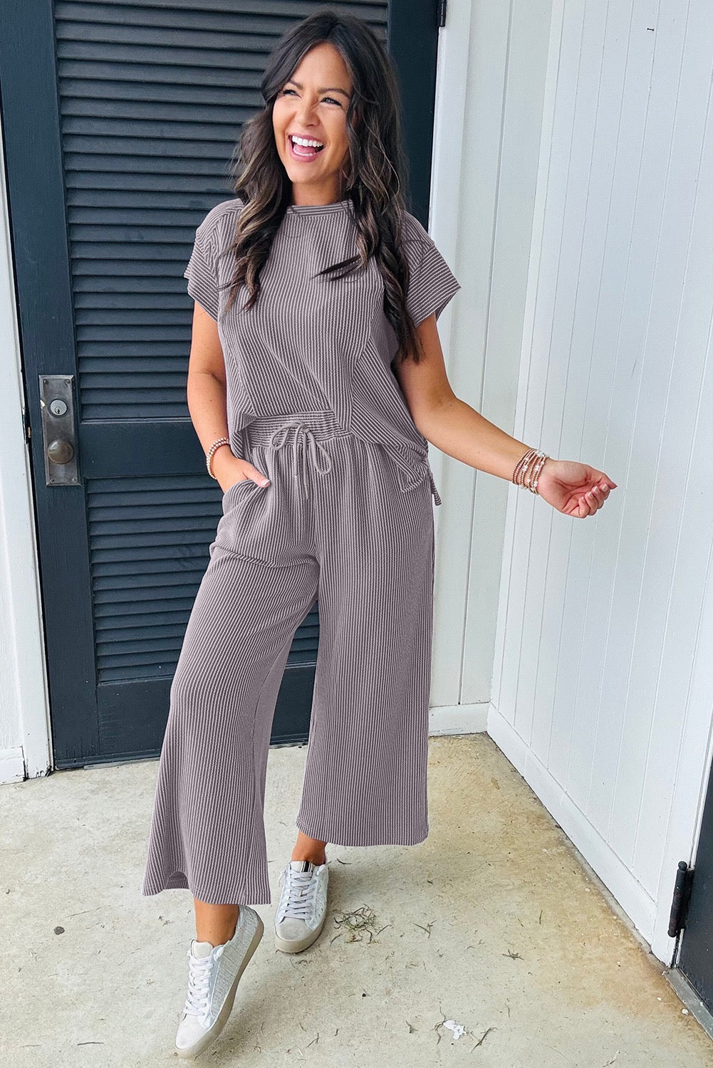 Brandi Lounge